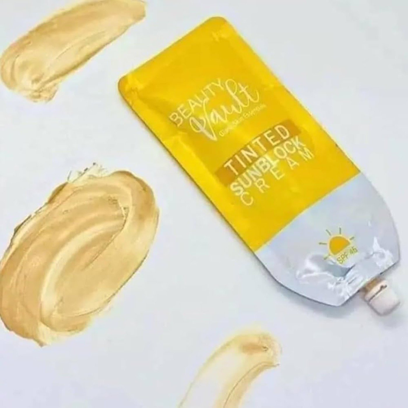 Beauty Vault Glass Skin Essentials Tinted Sunblock Cream SPF45 (50g)